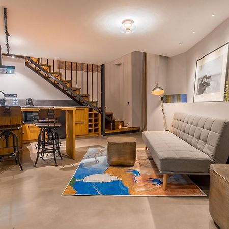 Zorba&Bond Boutique Hotel Tbilisi Ngoại thất bức ảnh